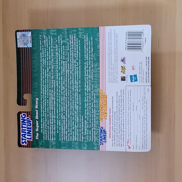 NFL Terrell Davis Starting Lineup 1999 Football 2000 Brand New - Picture 2 of 3